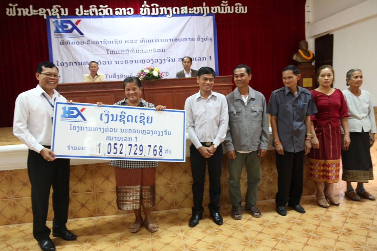 ໂຄງການສ້າງທາງດ່ວນໝາຍເລກ 1 ສືບຕໍ່ຊົດເຊີຍຜູ້ຖືກຜົນກະທົບ