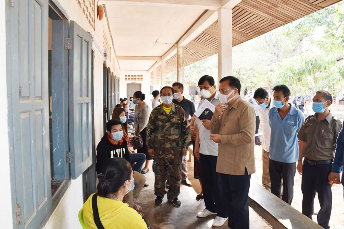 ສະຫວັນນະເຂດ ໃຫ້ຄວາມສໍາຄັນການແຍກປ່ຽວຜູ້ເດີນທາງມາຈາກເຂດ ໂຄວິດ-19 ລະບາດ