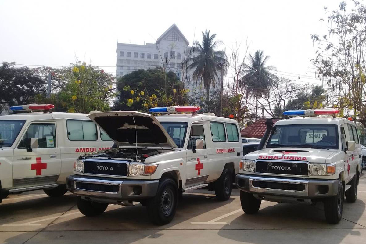 ນັກລົງທຶນກໍ່ສ້າງເຂື່ອນໄຟຟ້າ ມອບລົດຮັບສົ່ງຄົນເຈັບເພຶ່ອມາຮັບໃຊ້ວຽກງານສາທາລະນະສຸກ