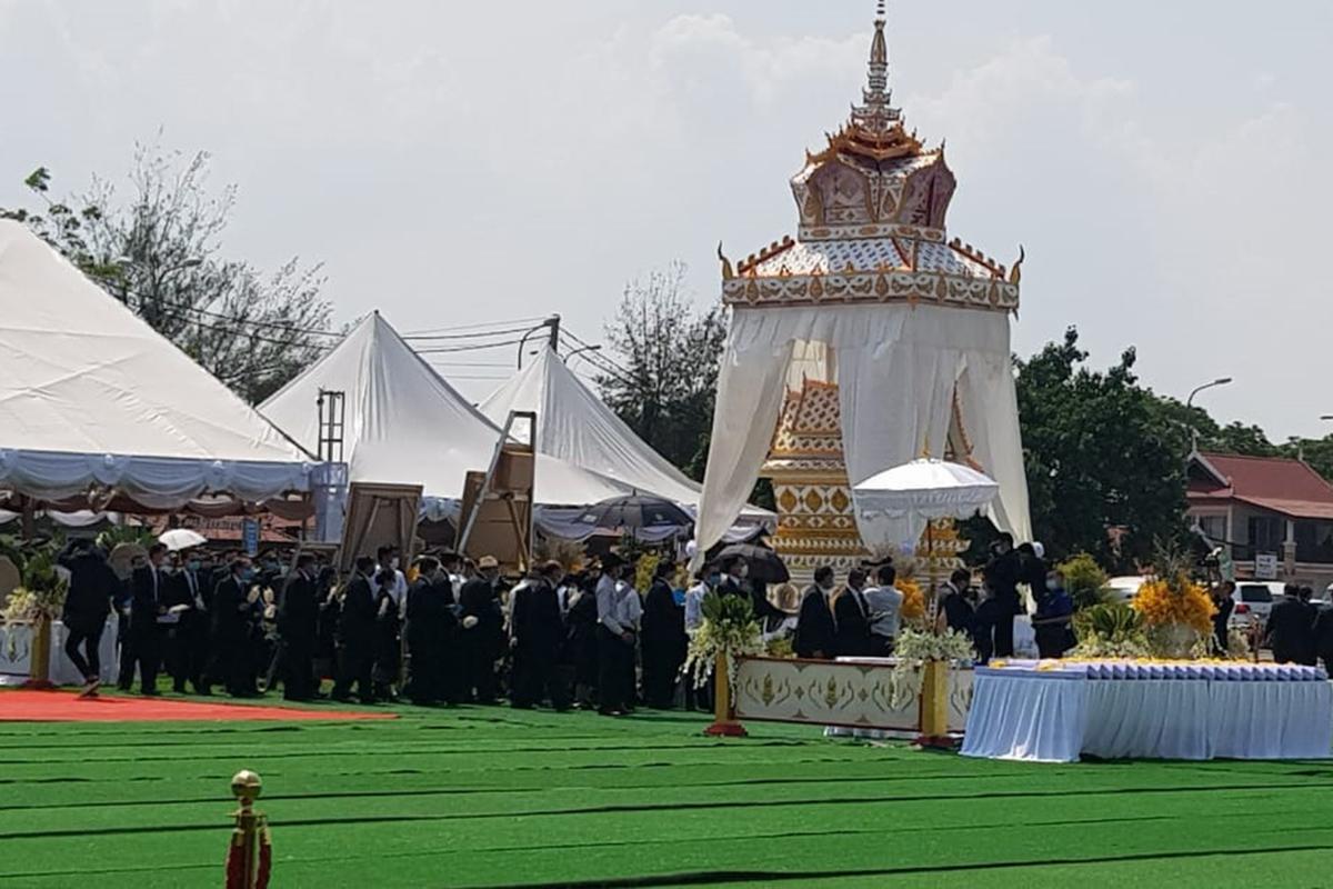 ການນໍາພັກ-ລັດ, ປວງຊົນລາວ ຮ່ວມໄວ້ອາໄລ ພົນເອກ ສີສະຫວາດ ແກ້ວບຸນພັນ ເປັນຄັ້ງສຸດທ້າຍ