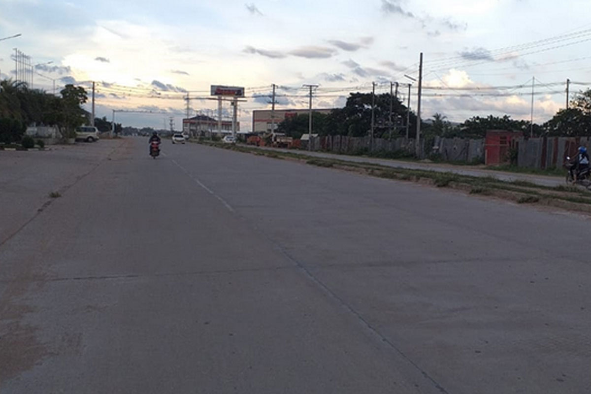 ການກໍ່ສ້າງເສັ້ນທາງເຊື່ອມຕໍ່ບ້ານດອນນົກຂຸ້ມ-ເສັ້ນທາງ 450 ປີ ຈະສໍາເລັດທ້າຍປີນີ້