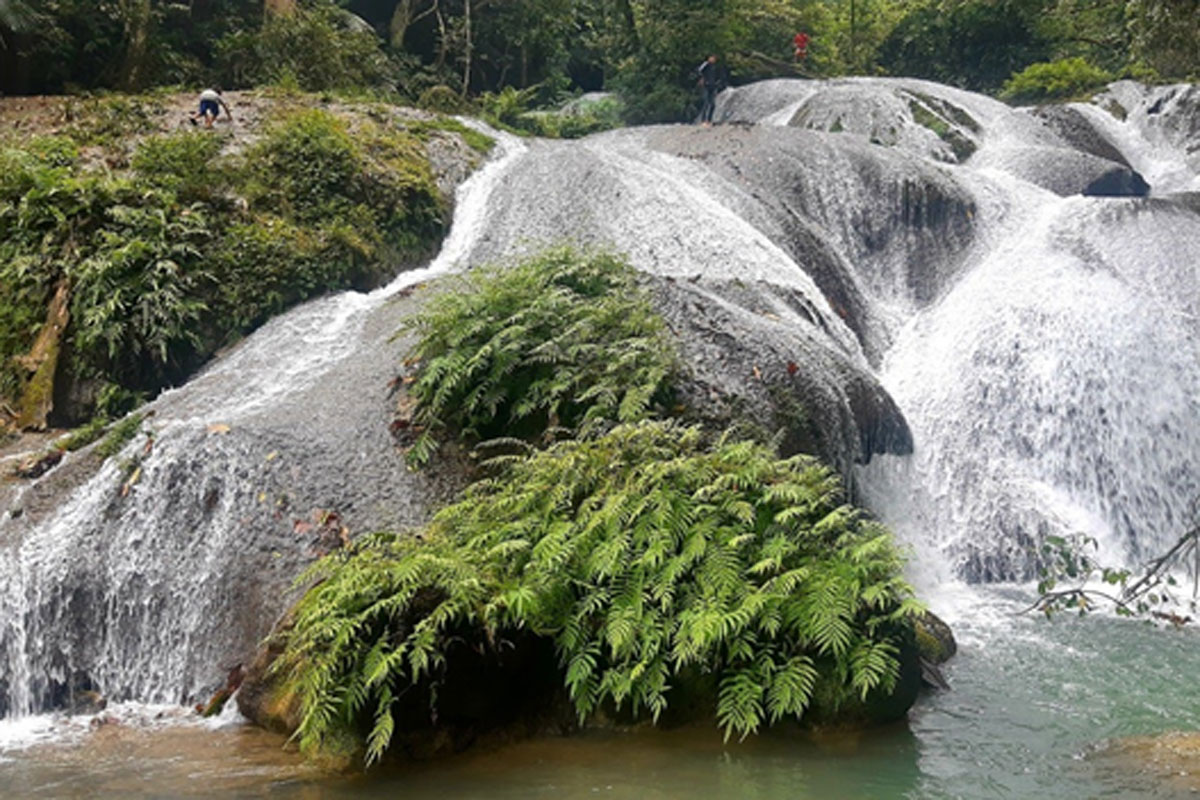 ແຂວງ ຫົວພັນ ຈະພັດທະນານໍ້າຕົກຕາດຜາຫວ່າງ ເພື່ອດຶງດູດນັກທ່ອງທ່ຽວ