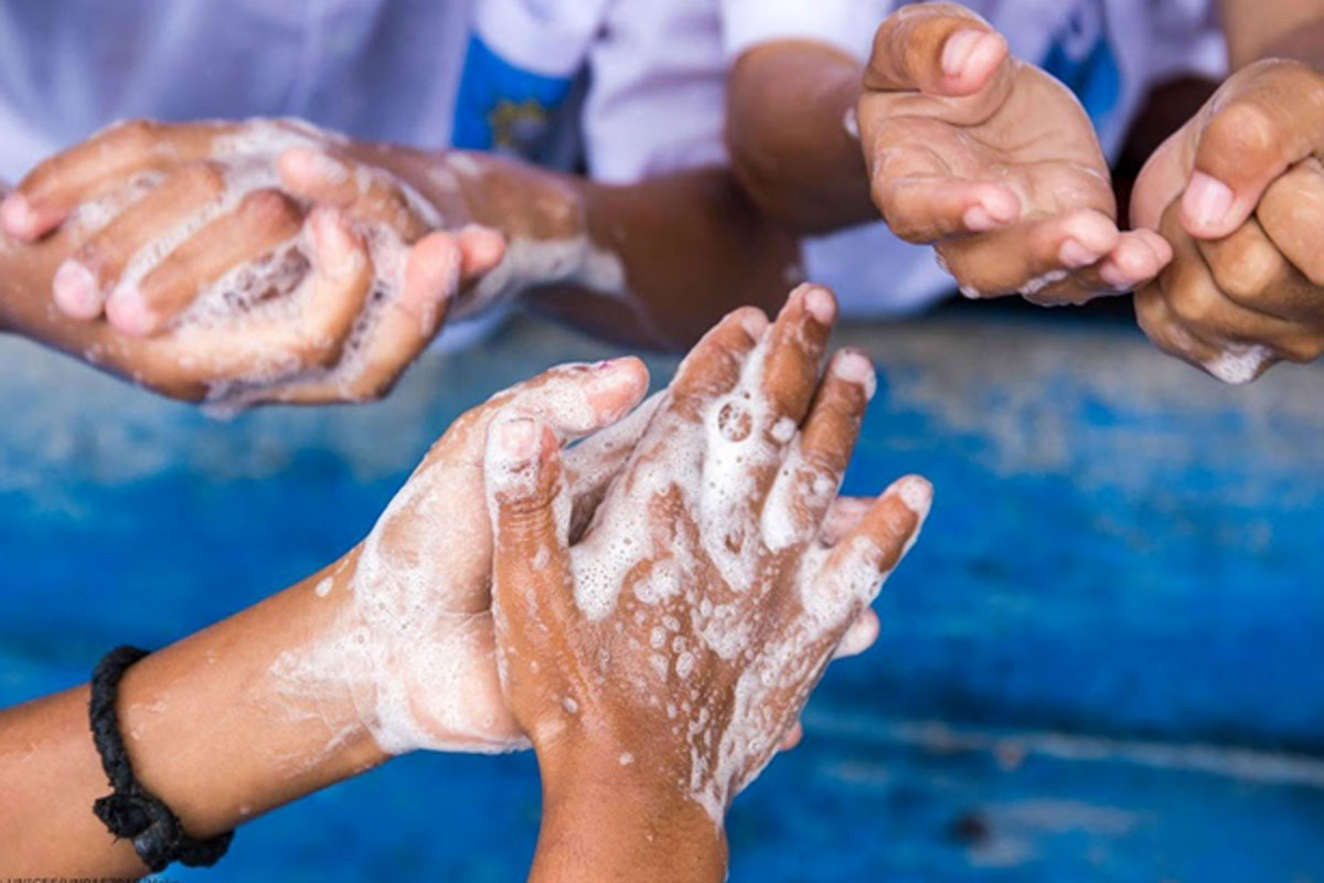 ປະຊາຊົນລາວຕ້ອງດຳລົງຊີວິດປົກກະຕິແບບໃໝ່ ໃນຍຸກຂອງພະຍາດໂຄວິດ-19 ລະບາດ