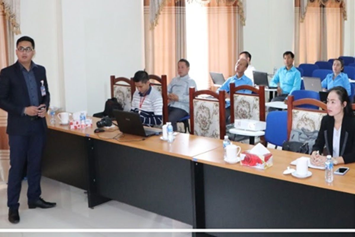 ຍົກລະດັບຄວາມຮູ້ ການຄຸ້ມຄອງ, ການນຳໃຊ້ເວບໄຊໃຫ້ແກ່ພະນັກງານໂຄສະນາ ແຂວງໄຊສົມບູນ