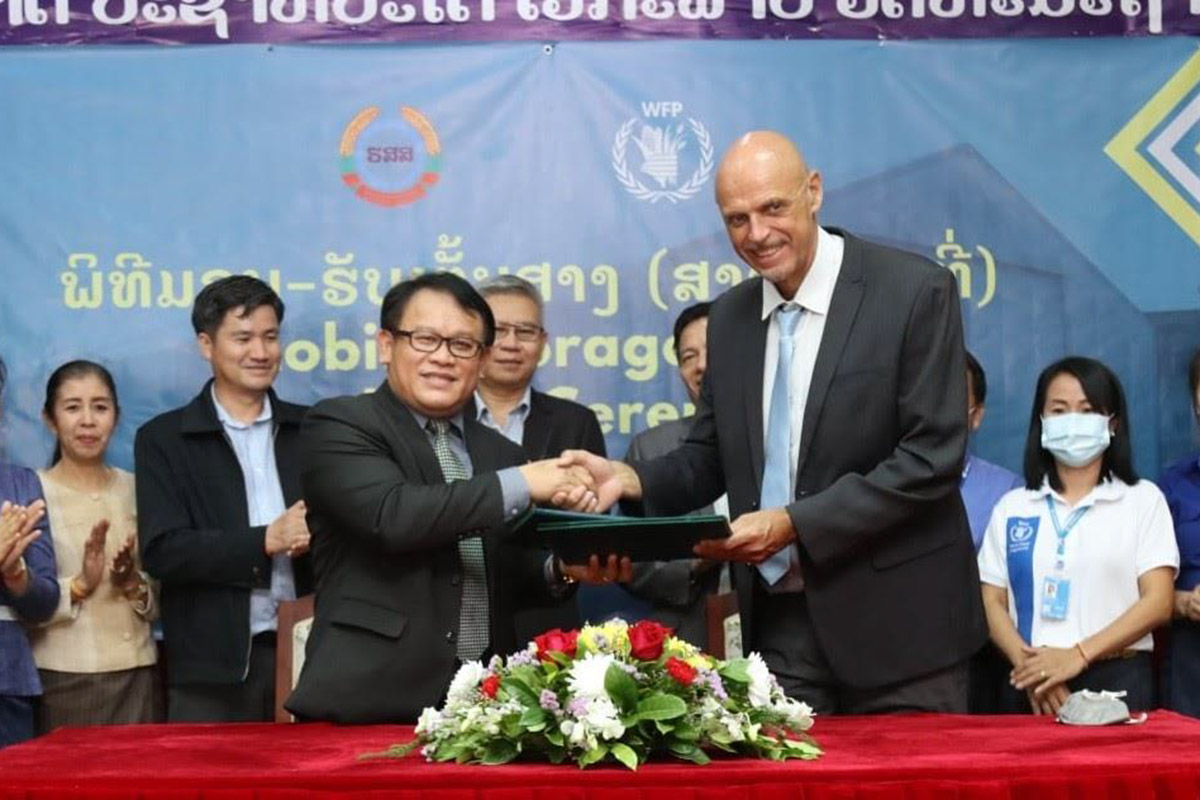 ອົງການອາຫານໂລກ ມອບສາງເຄື່ອນທີ່ໃຫ້ 4 ແຂວງຂອງລາວເພື່ອບັນຈຸອາຫານ ແລະ ເຄື່ອງບັນເທົາທຸກກໍລະນີເກີດໄພພິບັດ