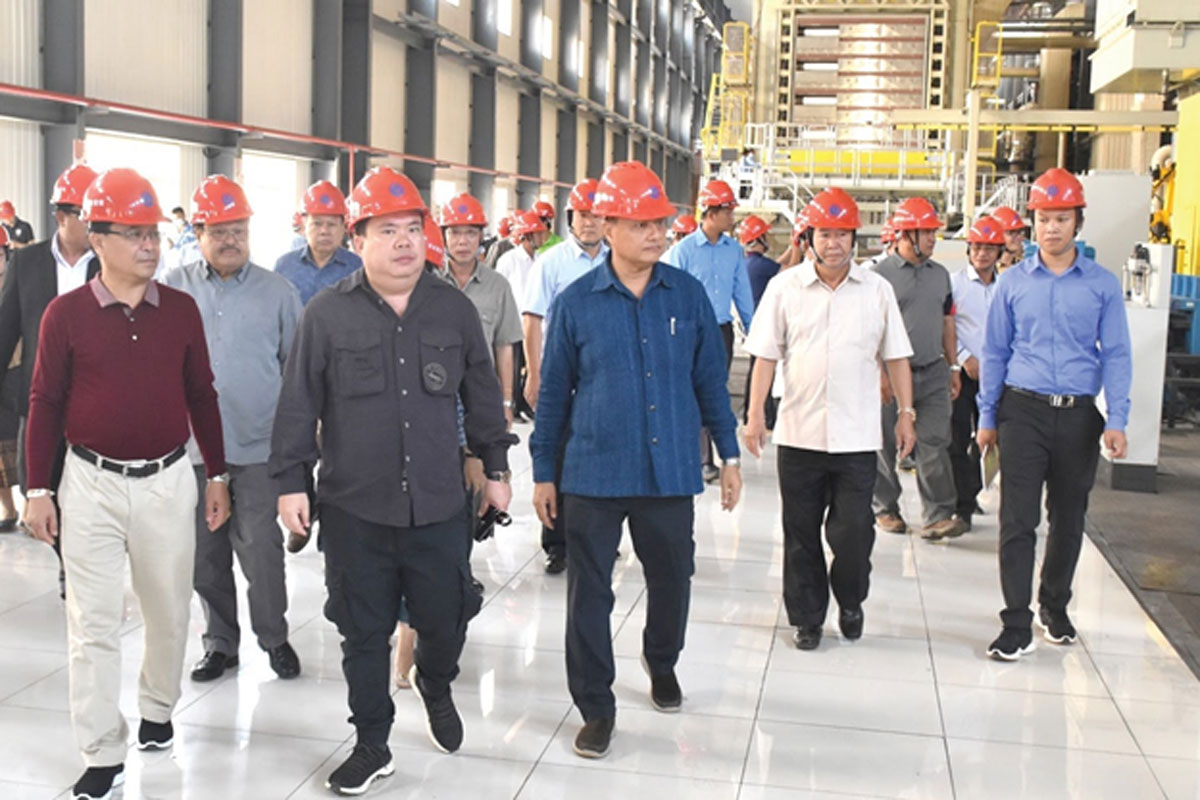 12 ປີ ບໍລິສັດຊັນເປເປີ້ໂຮນດິ້ງ ລົງທຶນໄປແລ້ 9.139 ຕື້ກວ່າກີບ ໃນການປູກໄມ້ອຸດສາຫະກໍາຢູ່ລາວ