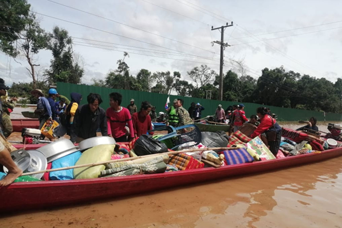ນໍ້າຍັງສືບຕໍ່ຍຶ່ງຂຶ້ນຖ້ວມບ້ານ, ເນື້ອທີ່ນາ ແລະ ສວນ ຂອງປະຊາຊົນເມືອງຈຳພອນ ແລະ ເມືອງສອງຄອນ