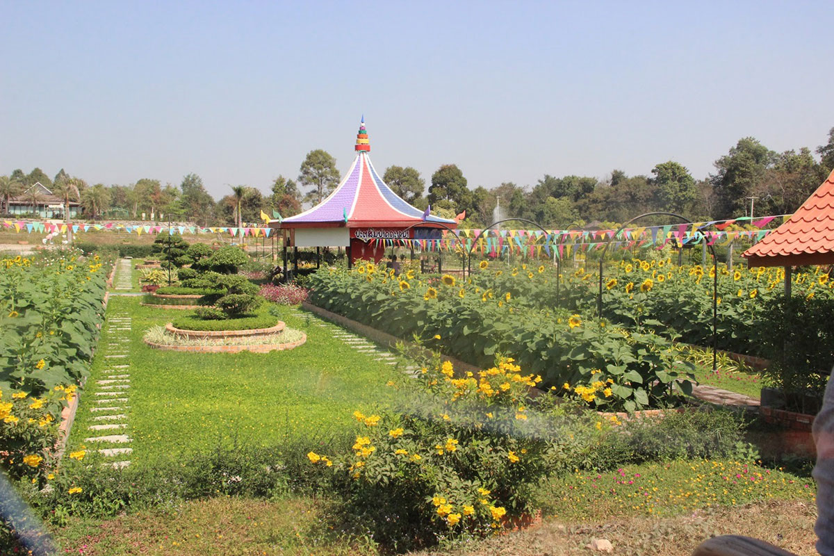 ສວນພຶກສາຈະຈັດງານບຸນປະເພນີປີໃໝ່ເຜົ່າມົ້ງໃນທ້າຍປິນີ້