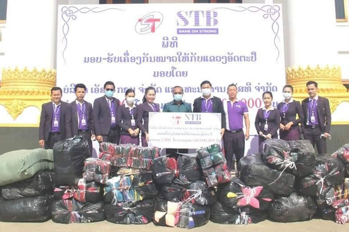 ເອັສທີກຣຸບ ຊ່ວຍຫຼຸດຜ່ອນຄວາມໜາວໃຫ້ປະຊາຊົນທີ່ທຸກຍາກຢູ່ເຂດຫ່າງໄກສອກຫຼິກ ທີ່ແຂວງອັດຕະປື