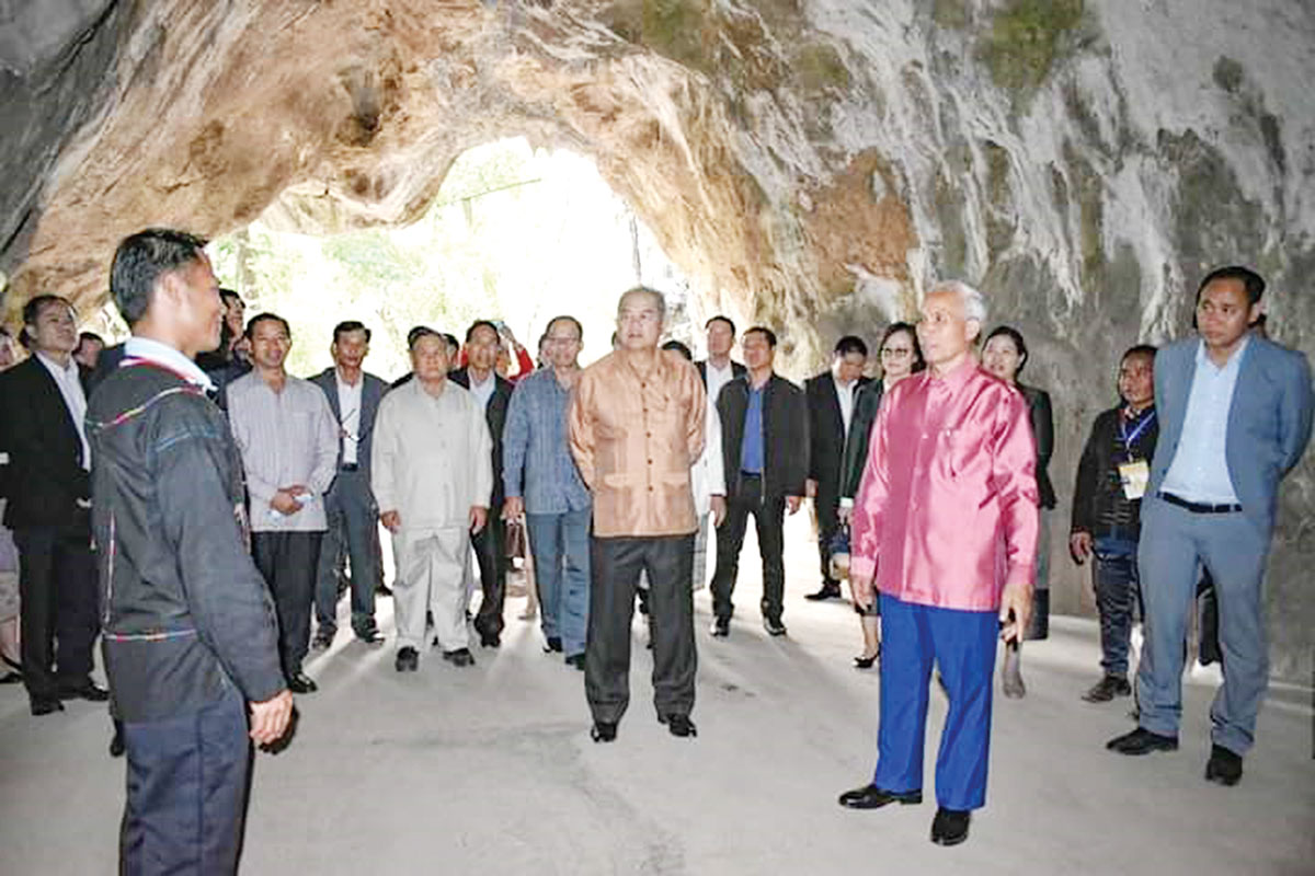 ຖ້ຳຈອມອອງ ເປັນໜຶ່ງ ໃນສະຖານທີ່ ທ່ອງທ່ຽວທີ່ມີຊື່ສຽງຂອງເມືອງໄຊ