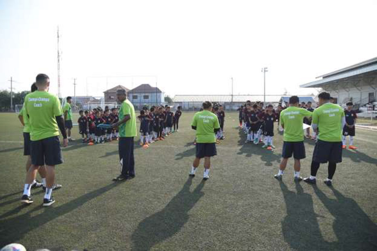 ສະຫະພັນບານເຕະແຫ່ງຊາດລາວ ເປີດສູນພັດທະນາກິລາບານເຕະ ຈໍາປີ-ຈໍາປາ