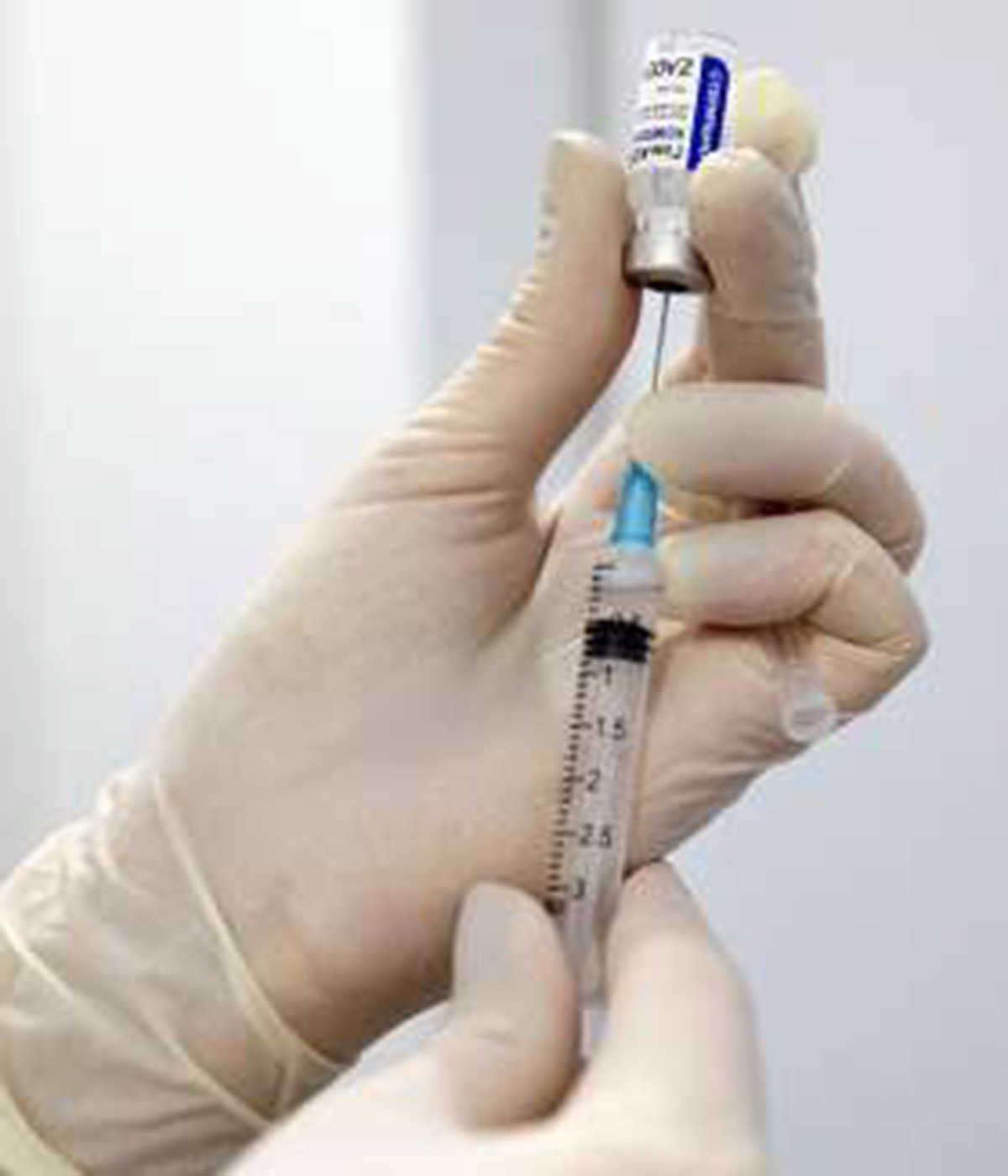 ກຸ່ມສ່ຽງສູງສຸດທີ່ອາດຈະຕິດເຊື້ອພະຍາດ ໂຄວິດ-19 ຈໍານວນ 31.046 ຄົນ ໄດ້ສັກຢາວັກຊີນເຂັມທໍາອິດແລ້ວ