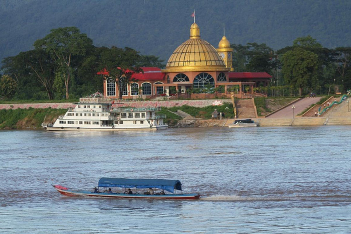 ຫ້ອງວ່າການແຂວງບໍ່ແກ້ວ ອະນຸຍາດເປີດເດີນເຮືອຢູ່ດ່ານສາກົນບ້ານມອມ 1 ເດືອນ