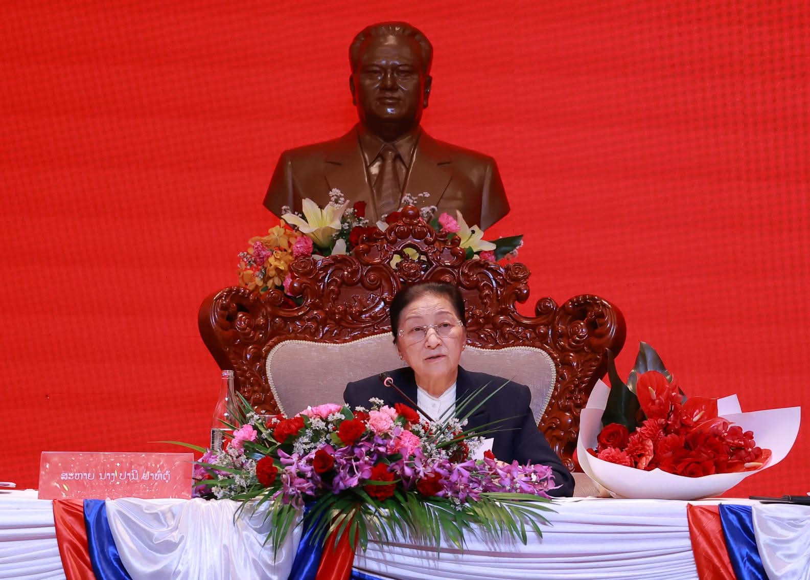 ປັບປຸງສະພາບແວດລ້ອມການດຳເນີນທຸລະກິດ ແລະ ການເຂົ້າເຖິງແຫຼ່ງທຶນຂອງວິສາຫະກິດ