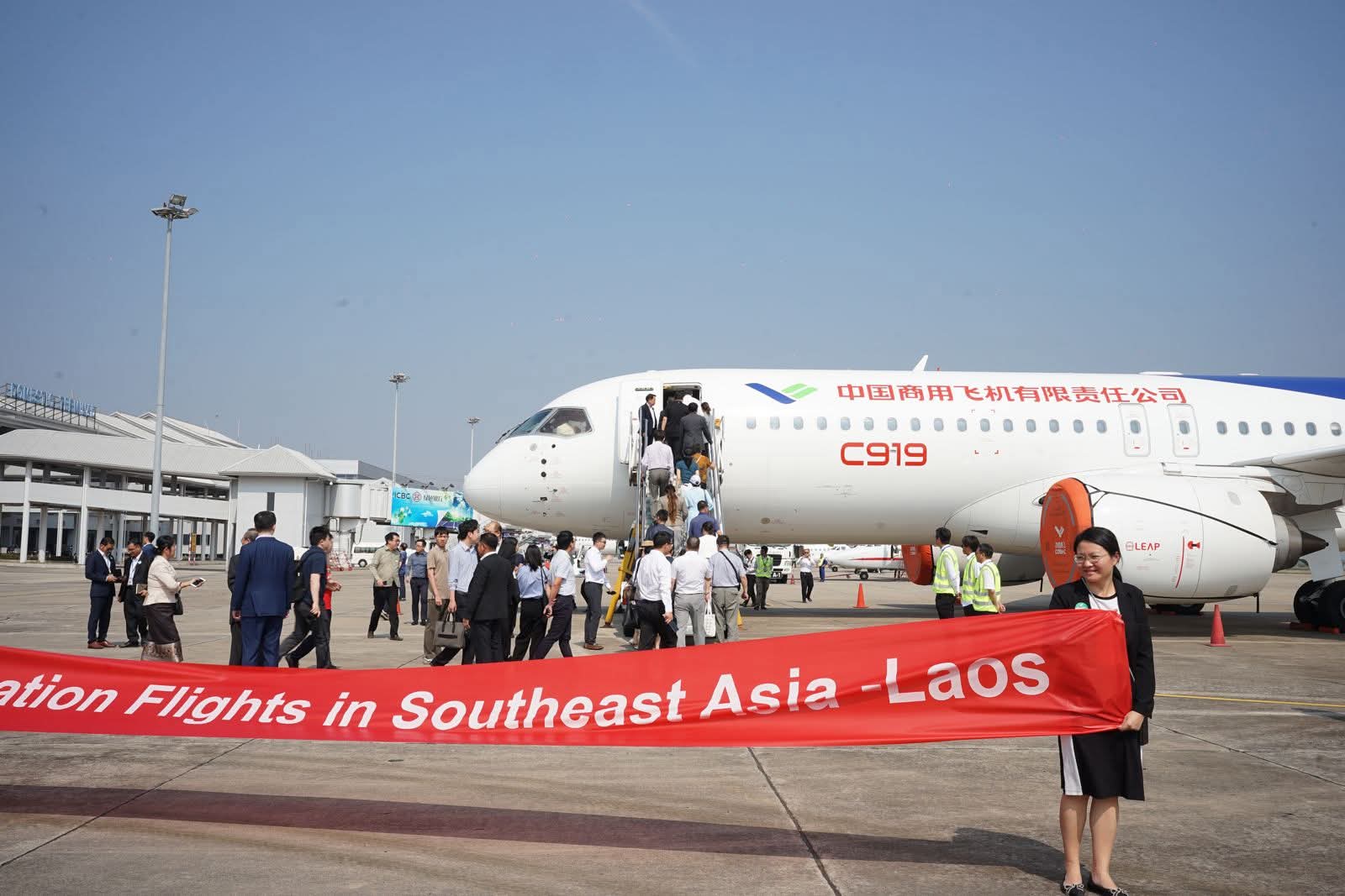 COMAC ກຽມເຂົ້າມາຖືຮຸ້ນ ສາຍການບິນລາວ 49%