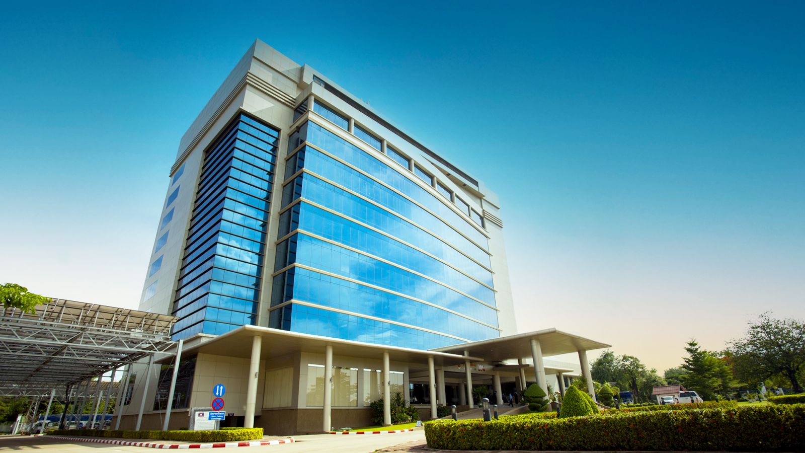 ໄຟຟ້າລາວ ເລັ່ງປະຕິຮູບອົງກອນ, ປັບໂຄງສ້າງໜີ້ສິນ, ເຈລະຈາເຂື່ອນ ຫຼຸດຄ່າໄຟ