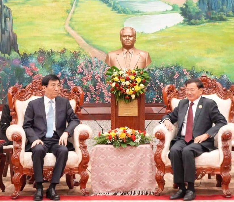 ປະທານປະເທດ ຕ້ອນຮັບຄະນະຜູ້ແທນຂັ້ນສູງ ພັກ-ລັດ ຈີນ