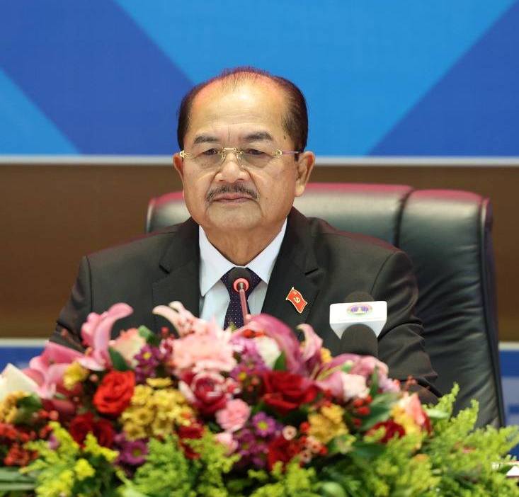 ກອງປະຊຸມໃຫຍ່ຜູ້ແທນທົ່ວປະເທດຄັ້ງທີ XII ຂອງພັກປະຊາຊົນປະຕິວັດລາວ ປິດລົງດ້ວຍຜົນສໍາເລັດ