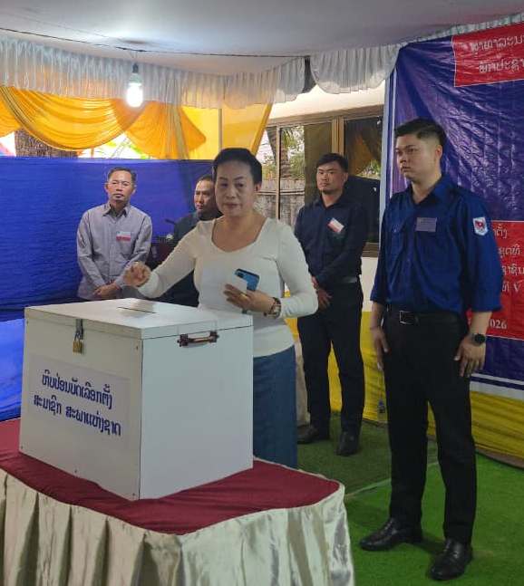 ປະຊາຊົນລາວບັນດາເຜົ່າຜູ້ມີສິດເລືອກຕັ້ງທົ່ວປະເທດ ຫຼາຍກວ່າ 4 ລ້ານຄົນຫຼັ່ງໄຫຼໄປປ່ອນບັດເລືອກຕັ້ງ ສສຊ ແລະ ສສຂ