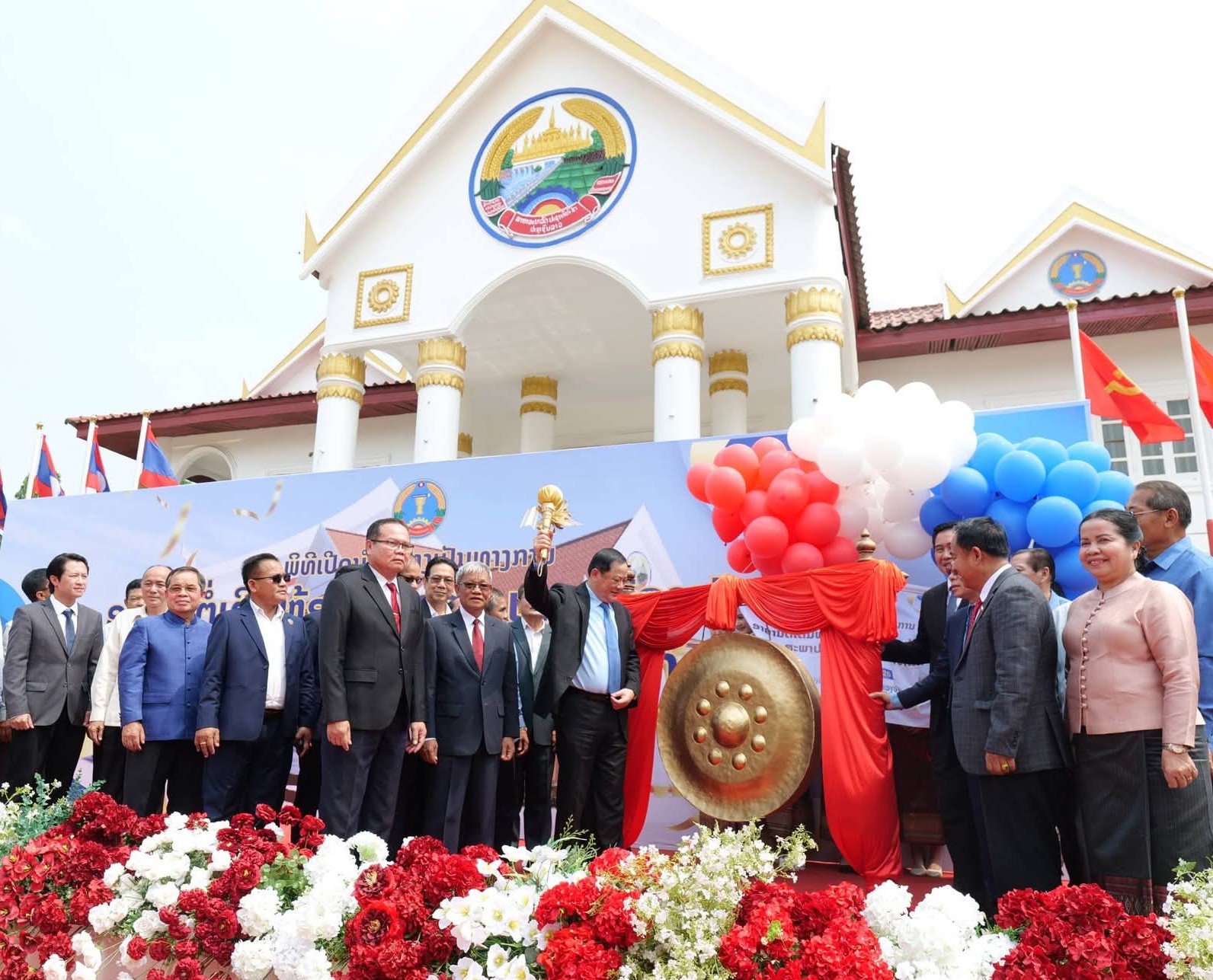 ເປີດນໍາໃຊ້ອາຄານ ເຮັດວຽກ-ຫ້ອງປະຊຸມ ສະພາປະຊາຊົນແຂວງຈໍາປາສັກ ຢ່າງເປັນທາງການ