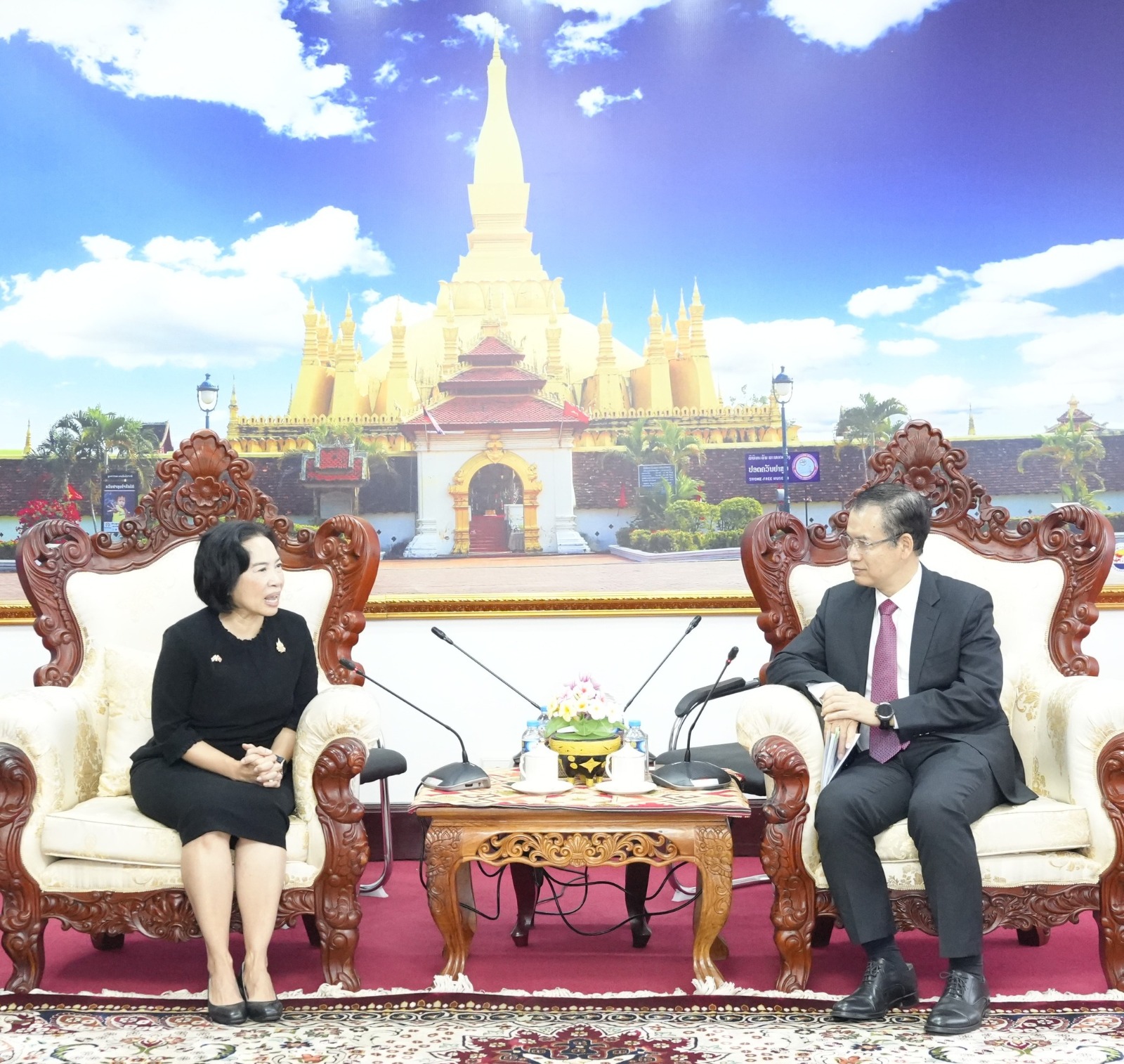 ກະຊວງອຸດສາຫະກຳ ແລະ ການຄ້າ ຫາລືທູດໄທ ຊຸກຍູ້ການຄ້າຊາຍແດນ ແລະ ພະລັງງານ