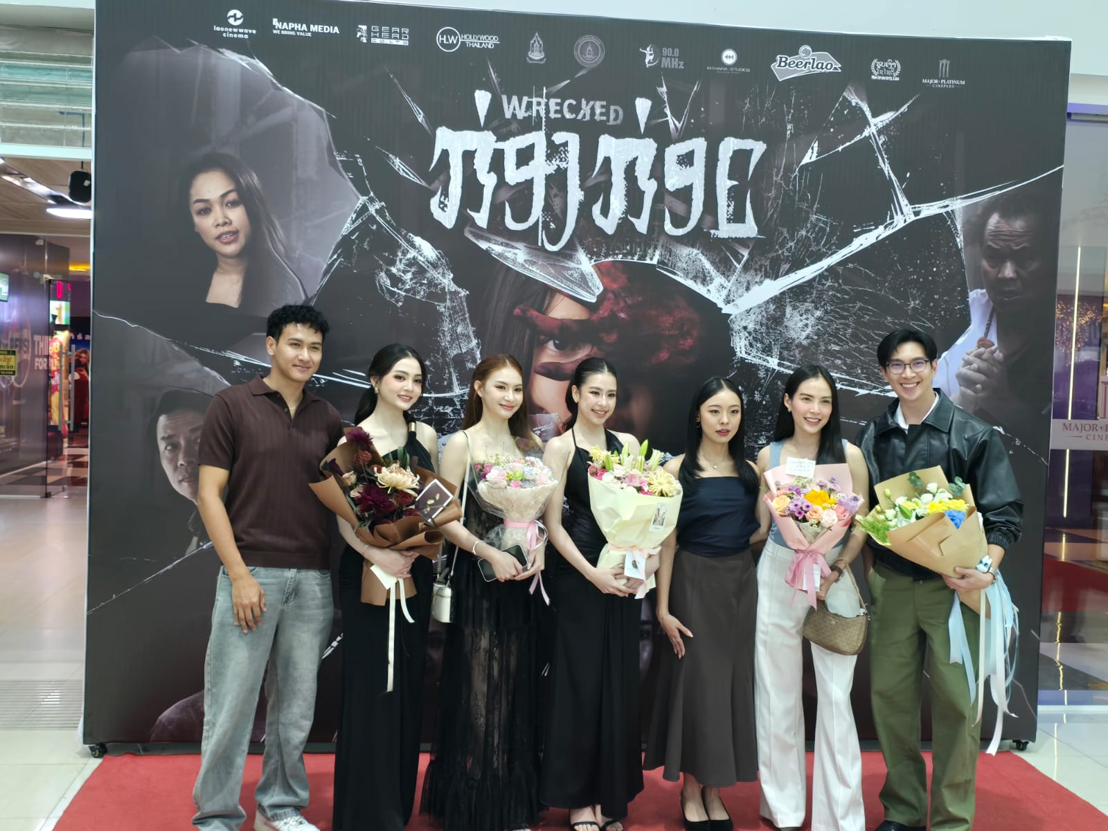 ຮູບເງົາສະຫຍອງຂວັນ “ກ່ອງກ່ອຍ” ກຽມສາຍ 16 ກໍລະກົດນີ້